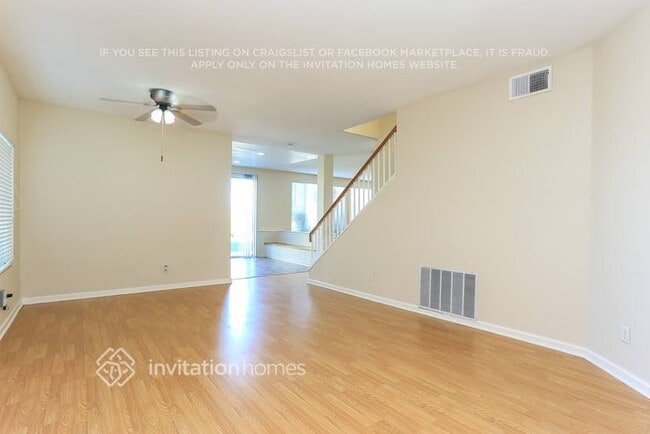 Foto del edificio - 27438 Fallbrook Ct