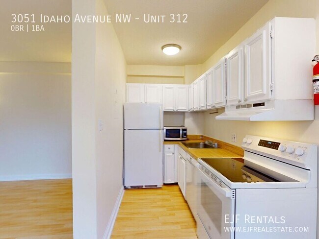 Foto del edificio - 3051 Idaho Ave NW