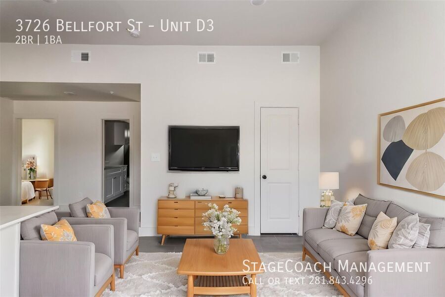 Foto principal - 3726 Bellfort Ave