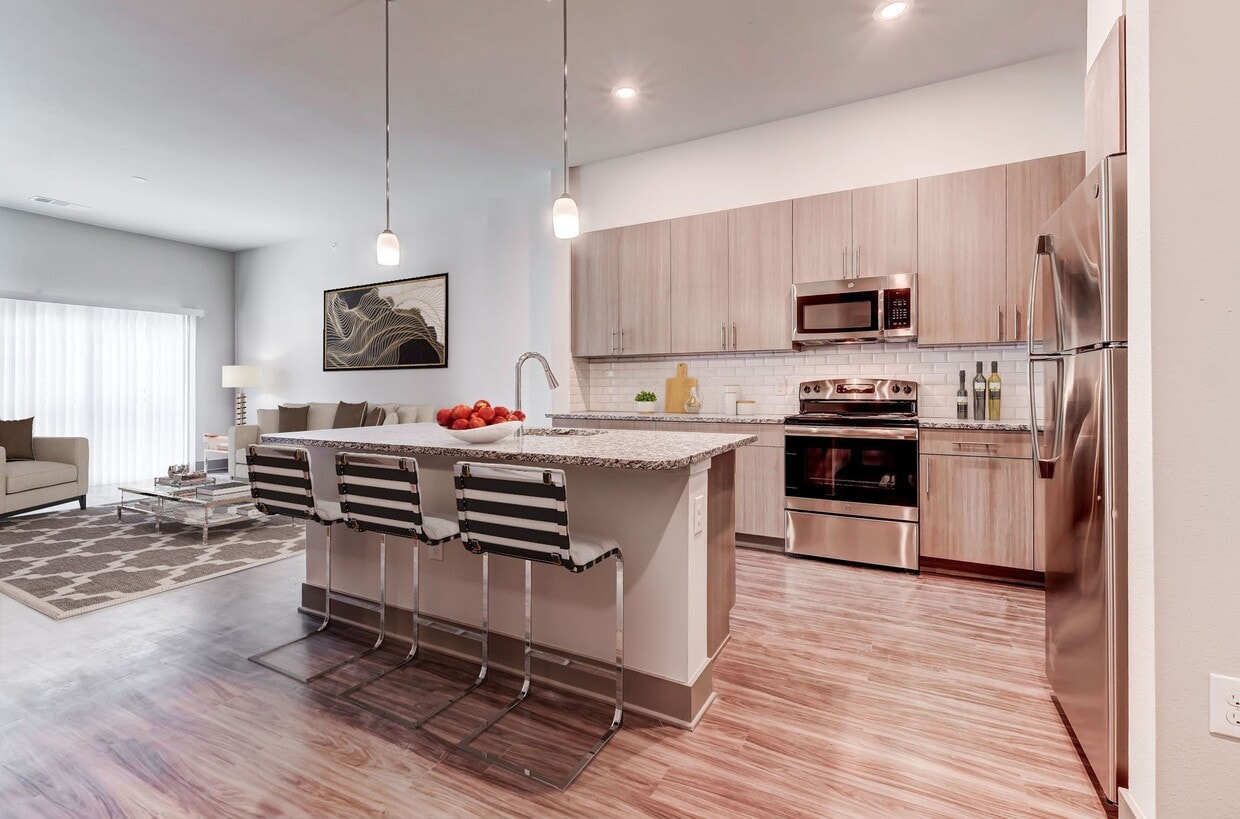 SHOREVIEW FLATS Apartments Dallas, TX