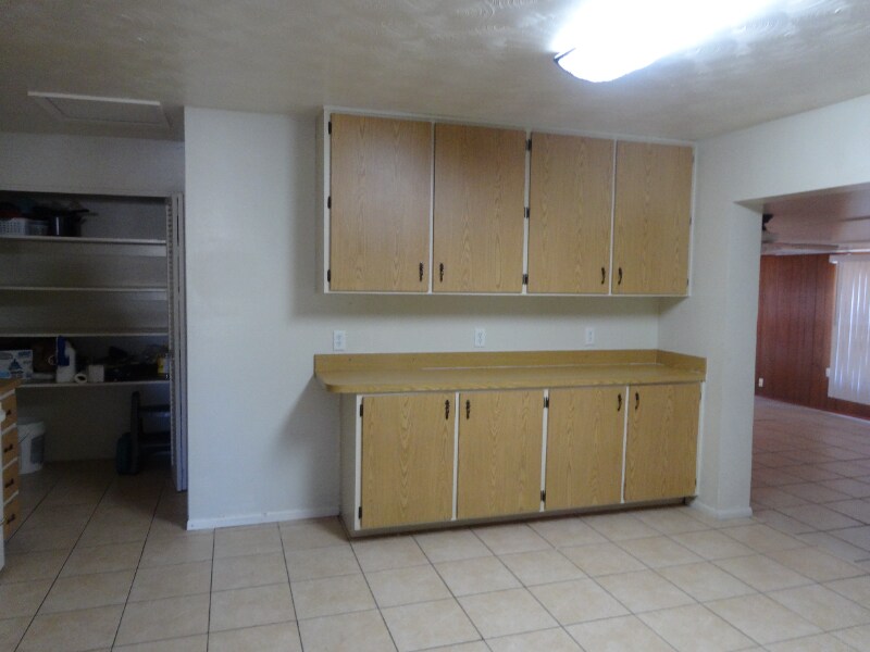 Building Photo - 1086 Holland St