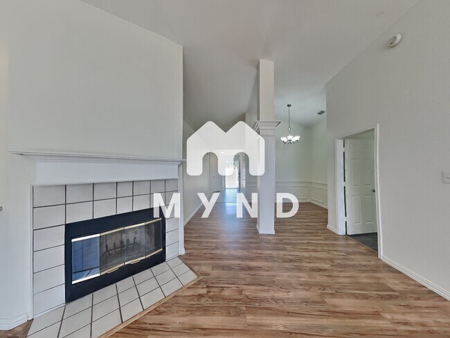 Building Photo - 2917 Salado Trl