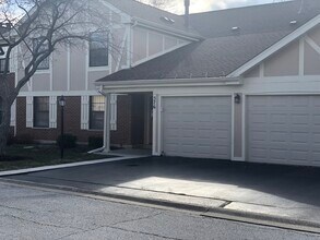 Building Photo - 576 Greystone Ln