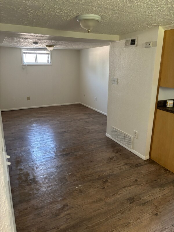 Foto principal - 424 E Dillon St