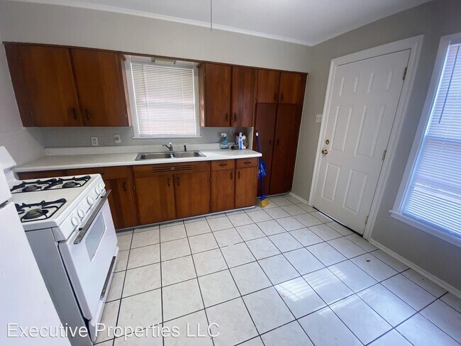Foto del edificio - 2 br, 1 bath House - 1208 California Street