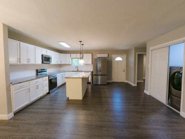 Photo - 1222 Peachtree Rd House