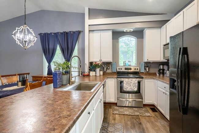 Building Photo - 3912 Hunterwood Ln