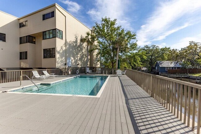 Building Photo - 1740 Alderman St