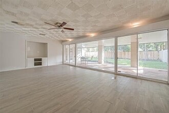 Building Photo - 2511 Maroneal St