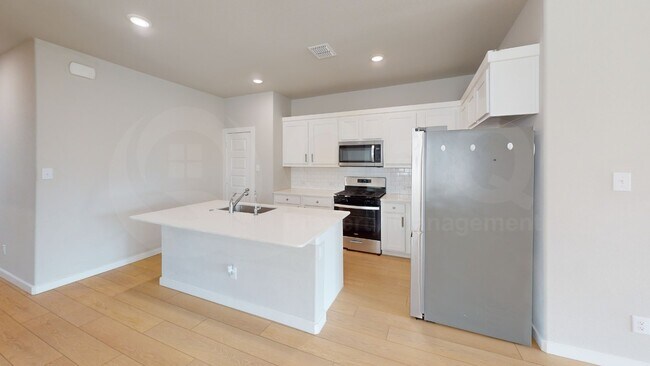 Foto del edificio - 225 Mountain Meadow Ln