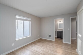 Interior Photo - The Aire