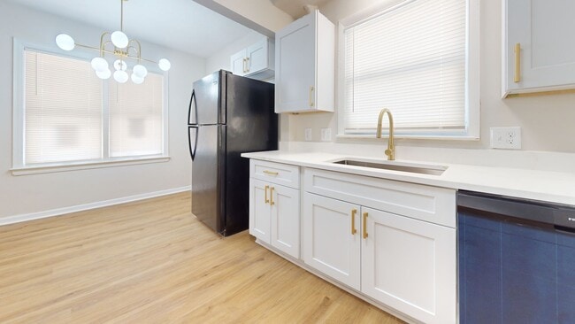 Building Photo - Well-Maintained 3-Bedroom Home for Lease in Warren