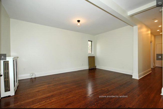 Building Photo - SPACIOUS, Bright, 1000 SQFT Upper unit in ...