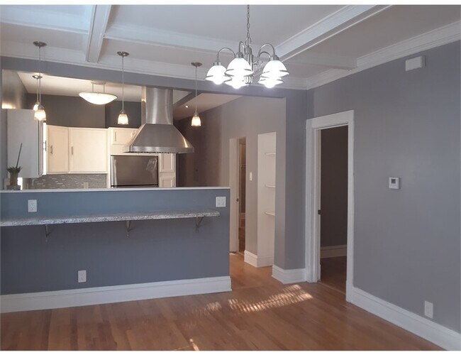 Foto del edificio - 11122 S Vernon Ave