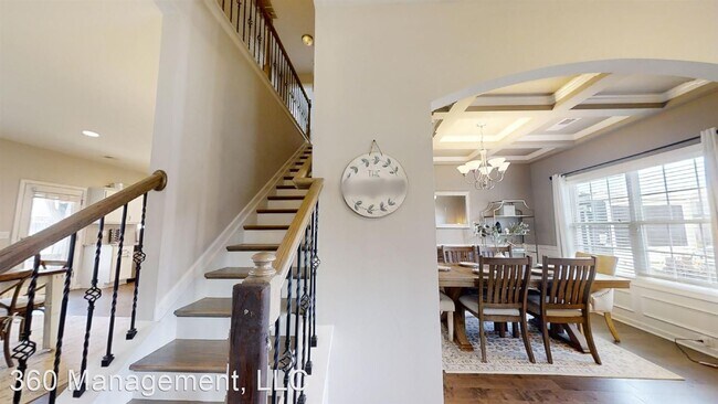 Foto del edificio - 4 br, 2.5 bath House - 843 W Richland Circle