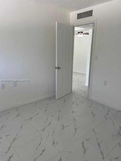 Foto del edificio - 6975 NW 179th St