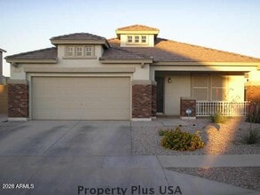 Building Photo - 6813 S 39th Dr