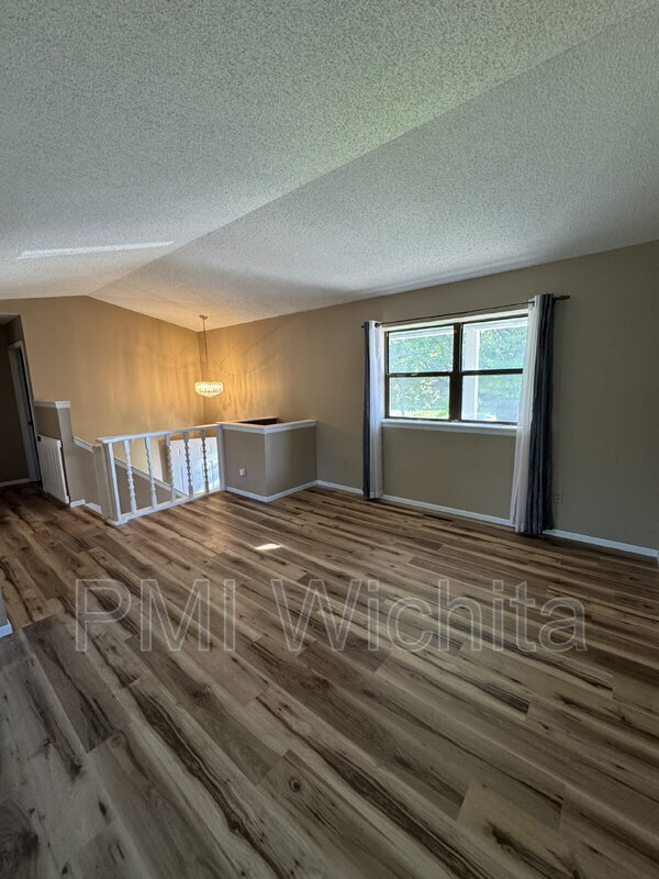 Foto del edificio - 7 Langton Dr