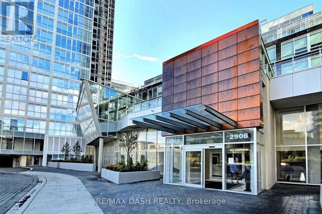 Photo du bâtiment - 2916 Hwy 7