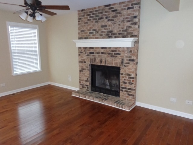Building Photo - 2201 Oak Leaf Ln