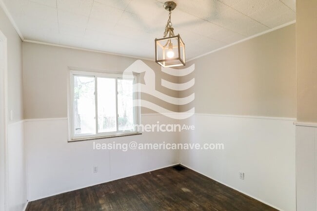 Building Photo - 1217 W Galbraith Rd