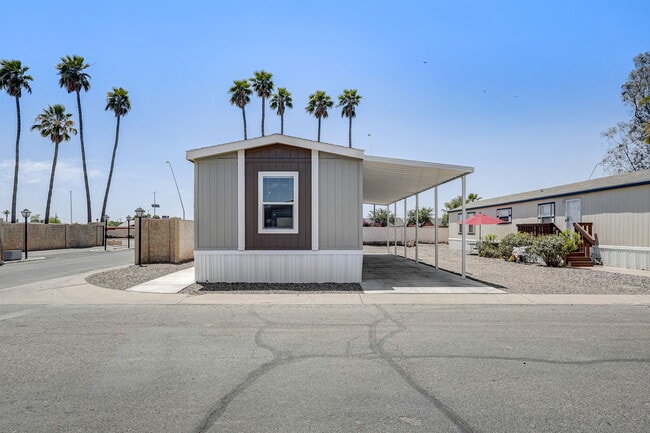 Building Photo - 2627 S Lamb Blvd