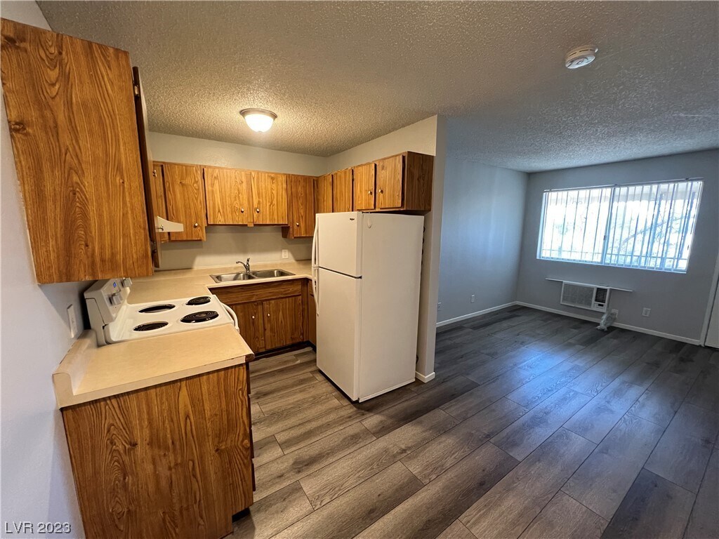 4955 Jeffreys St Unit 708, Las Vegas, NV 89119 Condo for Rent in Las