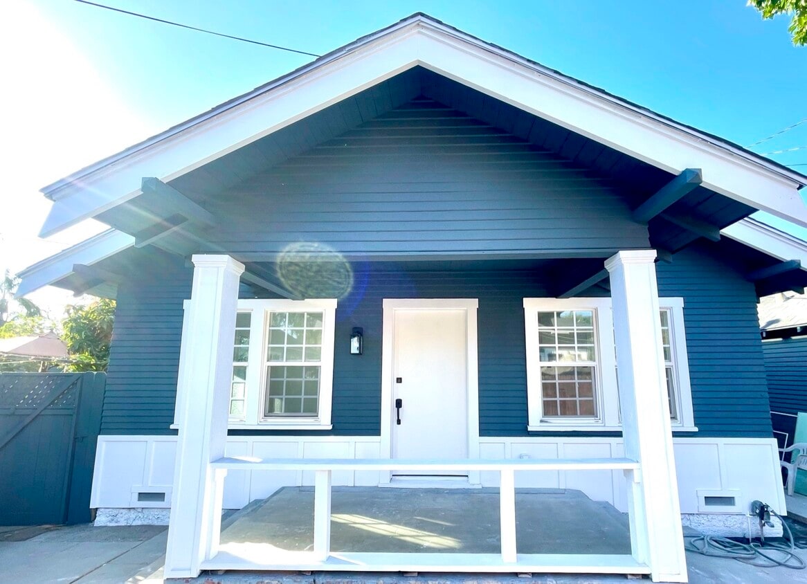 Foto principal - 211 E Alberta St