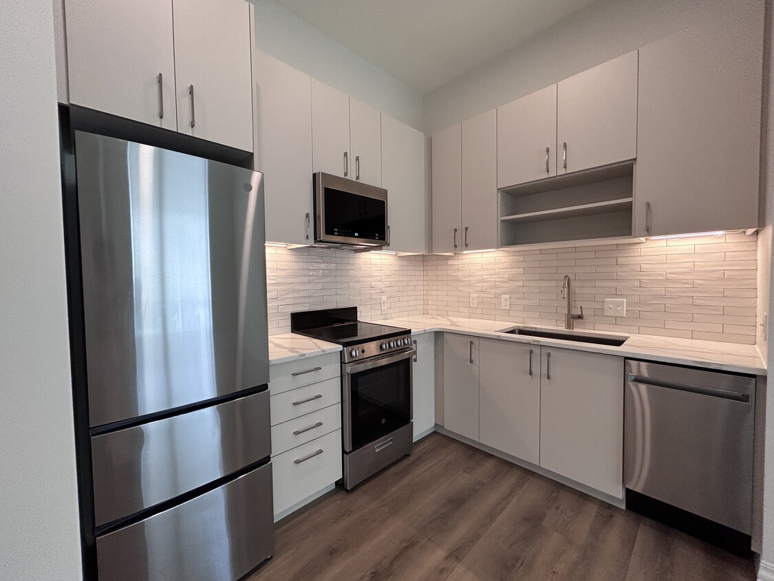 Foto principal - 807 Washington St