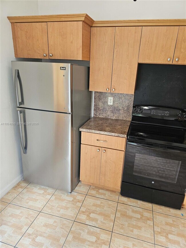 Foto del edificio - 150 NW 122nd St