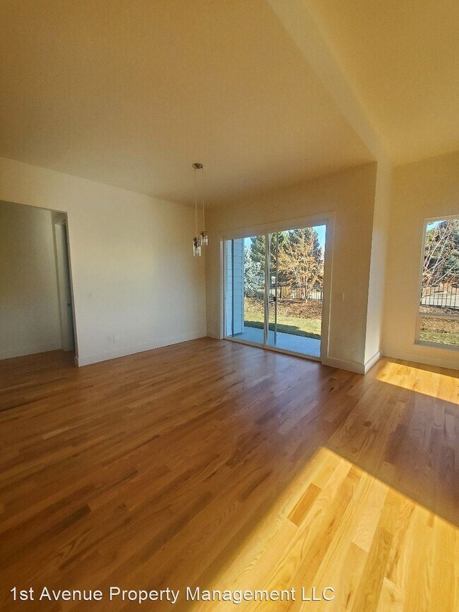 Building Photo - 3 br, 2 bath House - 62 S Snead