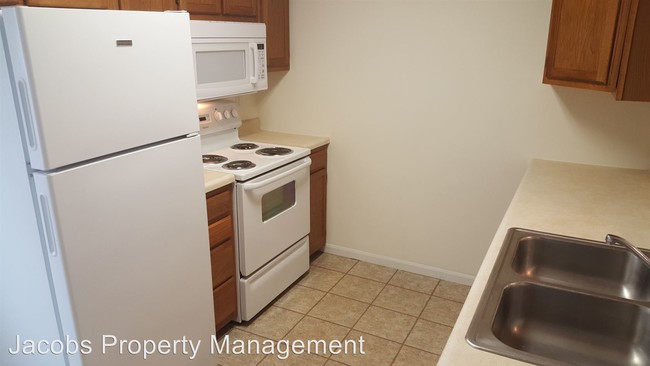 Building Photo - 3534-3536-3536 Prescott Dr