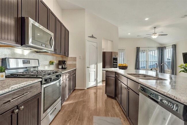 Foto del edificio - 25403 Brentmoor Dr