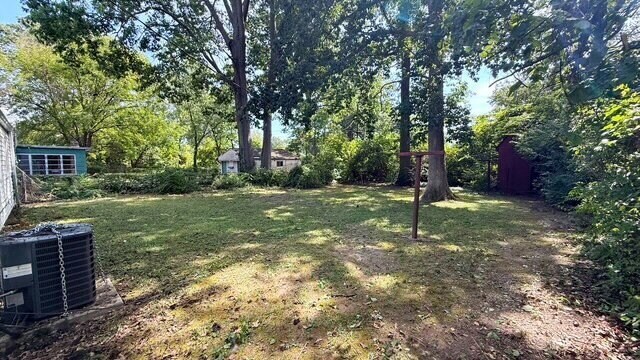 Photo - EAST - CHARMING 3 BEDROOM RANCH HOME AVAILABLE NOW!