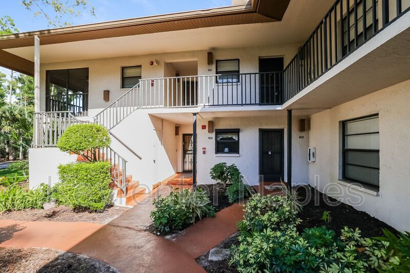 Foto principal - 1701 Courtyard Way