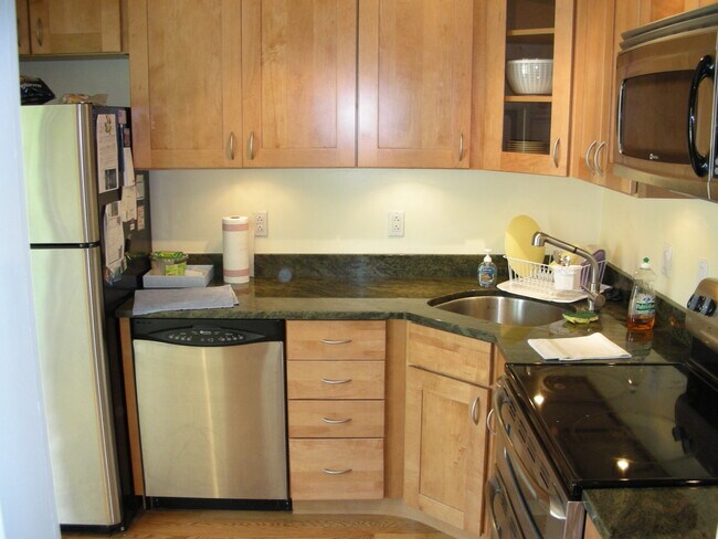 Foto del edificio - 2308 L St NW