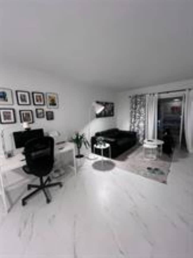 Foto del edificio - 2970 NE 16th Ave