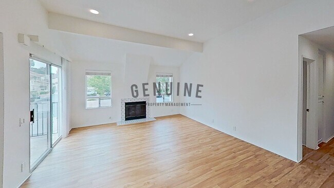 Foto del edificio - 2Bd 1Ba Condo in Newport Beach