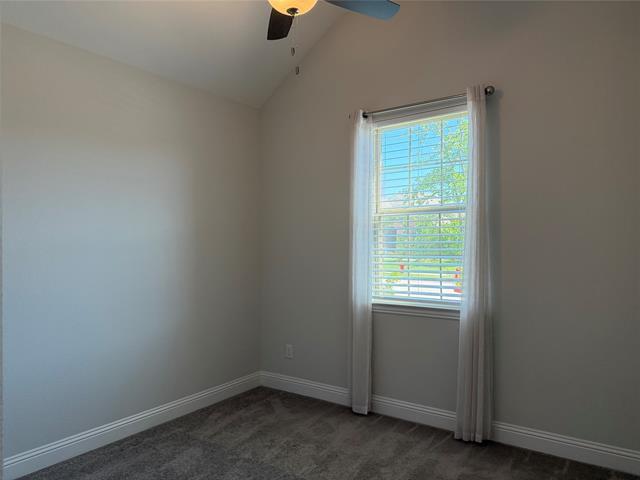 Building Photo - 482 Prairie View Dr