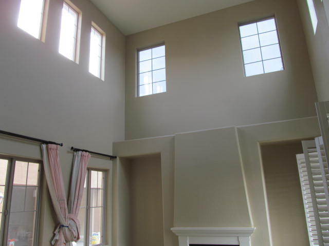 Building Photo - Spacious 5-Bedroom Home with Loft, Pool, a...