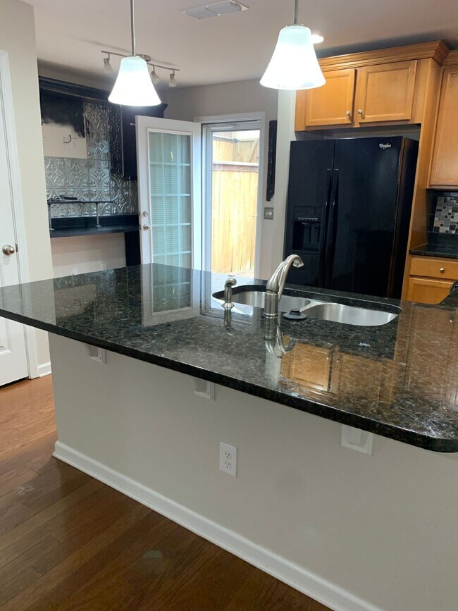 Foto del edificio - 2704 River Vista Ct
