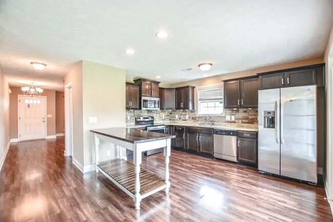 Foto del edificio - Pet Friendly in Fox Meadow!