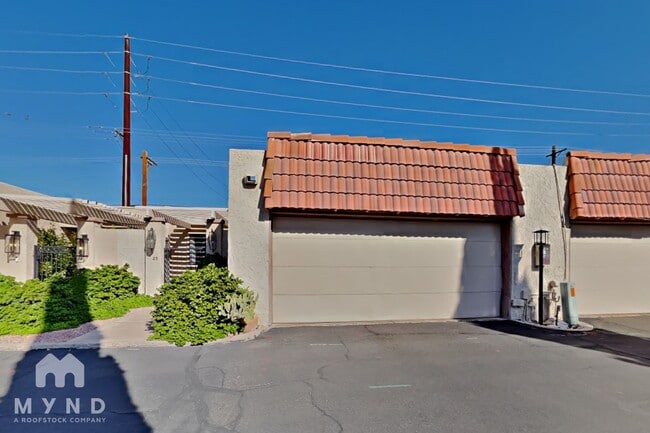 Building Photo - 5100 N Miller Rd