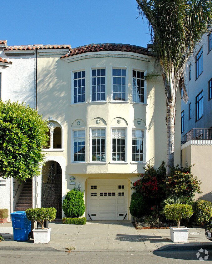 Primary Photo - 2322-2324 N Point St
