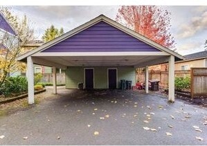 Building Photo - 767 SE 8th Ave