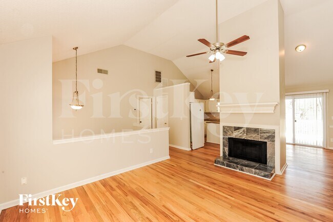 Foto del edificio - 382 Scenic Ln