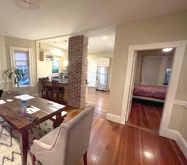 Foto del edificio - 218 Harvard St