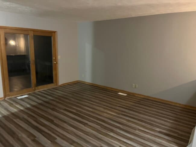 Building Photo - 505 Michael Dr