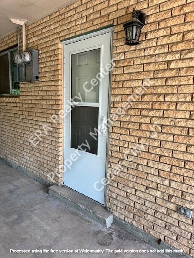 Foto del edificio - 282 S Dewey Ave