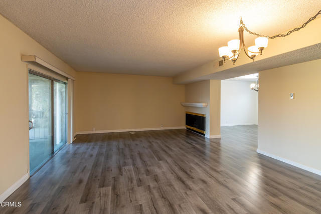 Building Photo - 630 W Huntington Dr